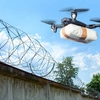 Drone πάνω από φυλακή