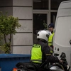 Αστυνομία έξω από πολυκατοικία Λάρισα