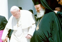 Συνάντηση του αρχιεπισκόπου Χριστόδουλου με τον Πάπα της Ρώμης, 2001