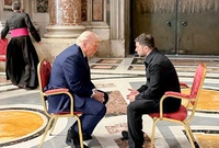 Τραμπ και Ζελένσκι συναντήθηκαν πριν από την κηδεία του πάπα Φραγκίσκου