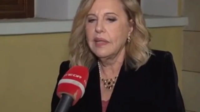 Όταν η Λόλα Νταϊφά έλεγε ότι είδε τα κλεμμένα της κοσμήματα σε εκπομπή του Γιώργου Τσαγκαράκη