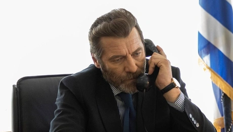 afti-i-nyxta-menei-xristos