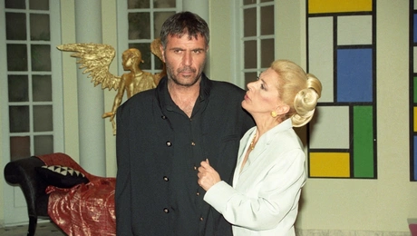 dyo-xenoi-nikos-sergianopoulos-ntina-kwnsta