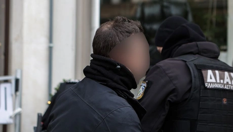 listeia se katastima rolex - astynomia