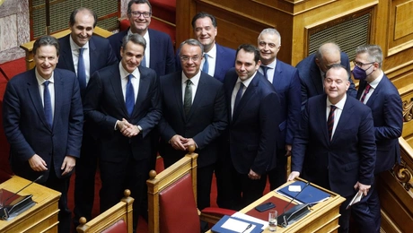 vouli_proupologismos