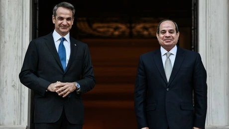 mitsotakis - sisi