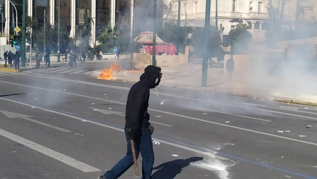epeisodia sto syntagma