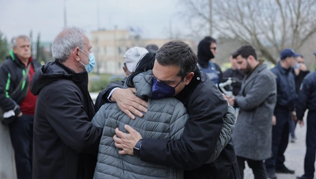 tsipras-tempi-aimodosia