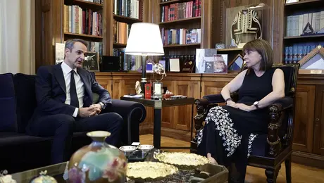 mitsotakis - sakellaropoyloy