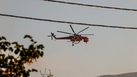 pyrosbestiki - elikoptero