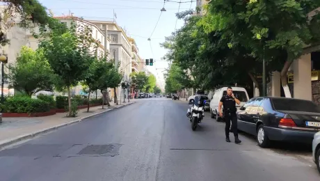 Βόμβα στο κέντρο της Αθήνας