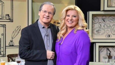 ert-i-avli-twn-xrwmatwn