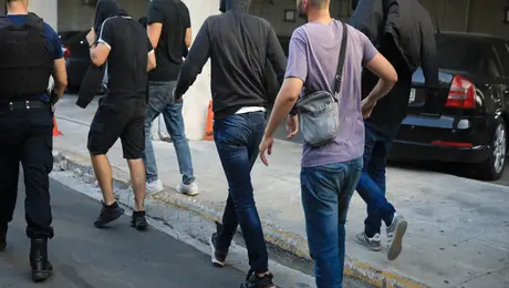 syllifthentes-epeisodia