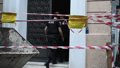 kolonaki oplostasio 4