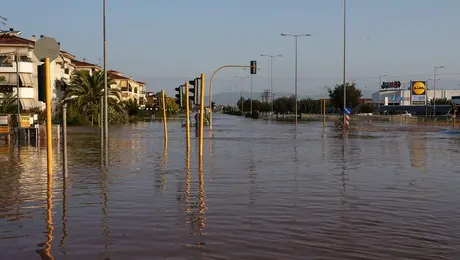 plymmirismenos dromos