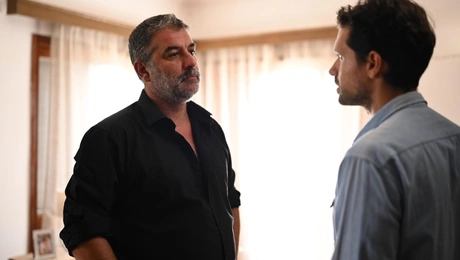 Βασίλης Μπισμπίκης και Ορφέας Αυγουστίδης στον «Σασμό»