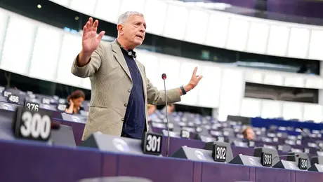 Ο Στέλιος Κούλογλου