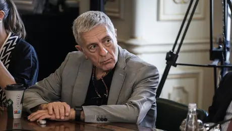 Ο Στέλιος Κούλογλου