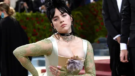 Η τραγουδίστρια Μπίλι Άιλις