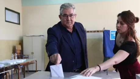 Ο Δημήτρης Κουτσούμπας ψήφισε στις αυτοδιοικητικές εκλογές 2023