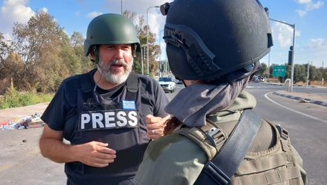 Ο δημοσιογράφος Χρήστος Νικολαΐδης του ΣΚΑΪ