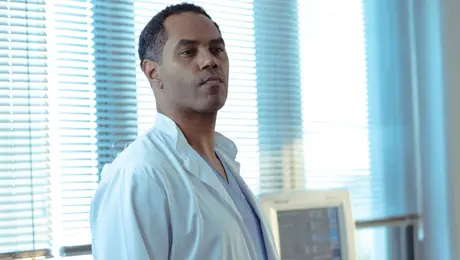 Ο Χρήστος Ζαν Μπατίστ πρωταγωνιστεί στη σειρά «Ο Γιατρός»