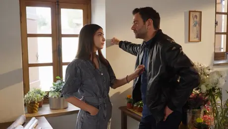 Η Γη της Ελιάς: Μαρίνα και Μάνος