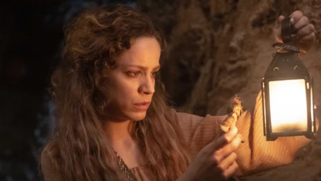 Η Μάγισσα: Η Θεοφανώ σε σκηνή της σειράς