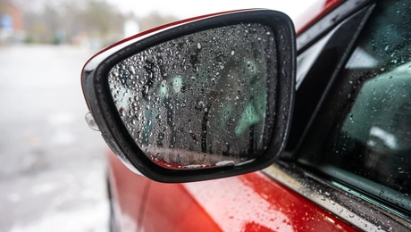 Καθρέφτης αυτοκινήτου