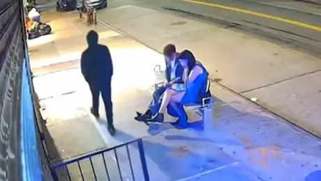 nea yorki thnatos activisti