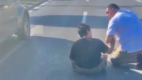 papanikolaou-autismos