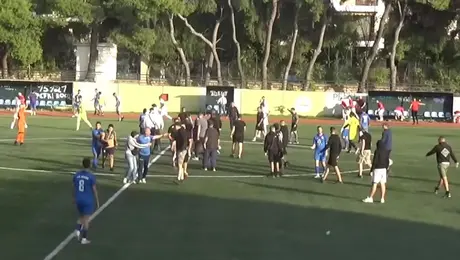 Επεισόδια στον αγώνα Πεύκη - Άγιοι Ανάργυροι