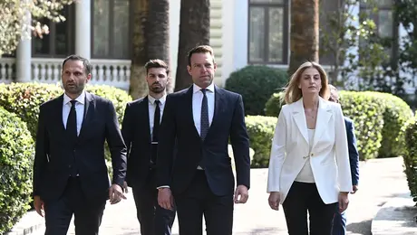 stefanos-kasselakis-proedriko-megaro