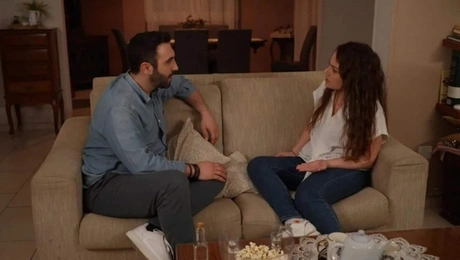 Σκηνή από τη σειρά «Η Γη της Ελιάς»