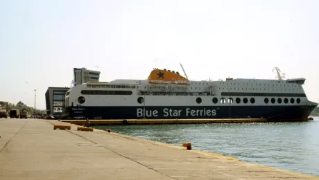 Το πλοίο Blue Star 1