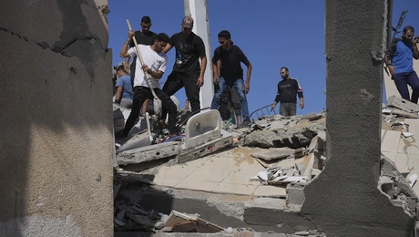 Διασώσεις στη Γάζα