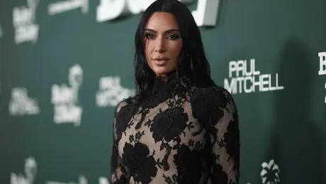 Η Κιμ Καρντάσιαν σε γκαλά