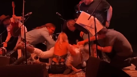 Η στιγμή του τσακωμού