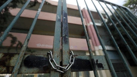 Κλειστό σχολείο