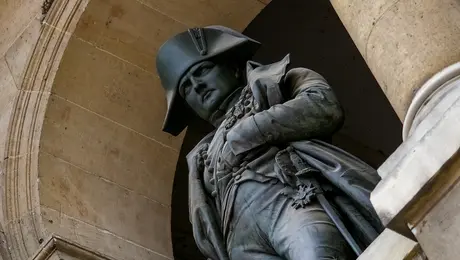 Άγαλμα του στρατηγού Ναπολέοντα.