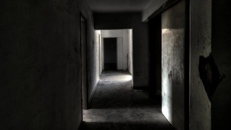 Σκοτεινό σπίτι