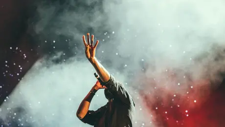 Τραγουδιστής