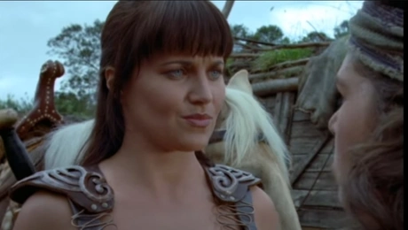 Η Λούσι Λόουλες ως «Ζήνα» στην ομώνυμη σειρά