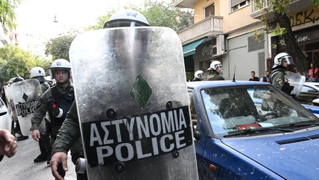 Επιχείρηση των ΜΑΤ