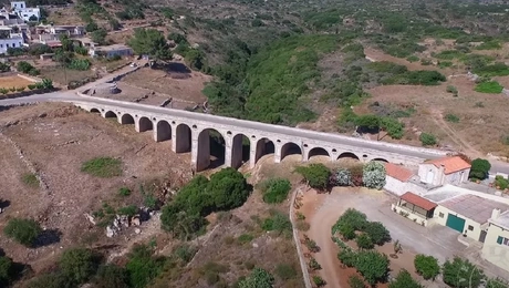 Η τοξωτή γέφυρα Κατουνίου στα Κύθηρα