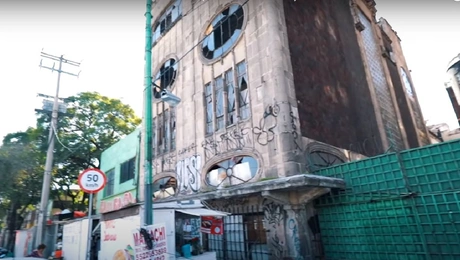 Το στοιχειωμένο ξενοδοχείο