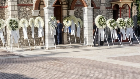 Στεφάνια - Κηδεία