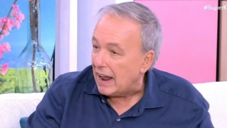 Ο Ανδρέας Μικρούτσικος στην εκπομπή «Super Κατερίνα»