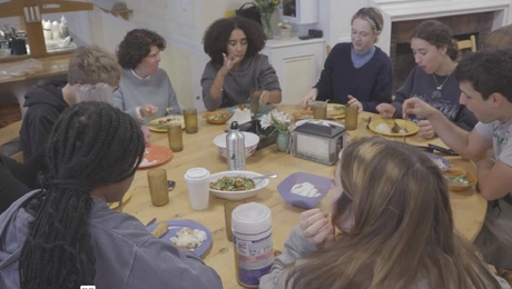 Η ώρα του μεσημεριανού στο Buxton