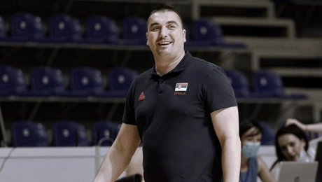 Ο Ντέγιαν Μιλόγεβιτς